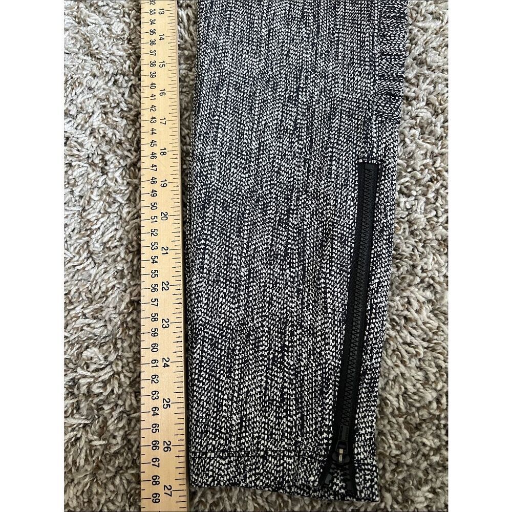 Like New! ATHLETA Delancey Textured Moto Tight Legging Braiden Black in S - Picture 16 of 16